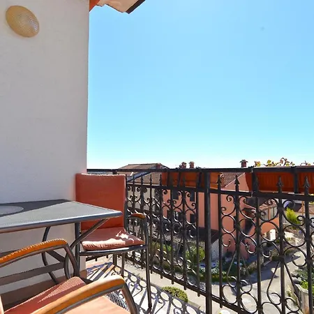 Apartment Fuer 2 Personen Ca 32 Qm In Rovinj, Istrien Istrische Riviera