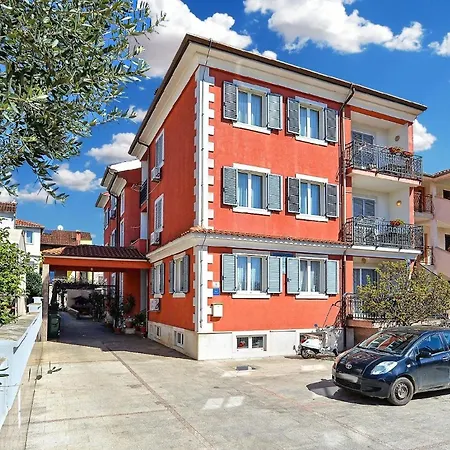 Fuer 2 Personen Ca 32 Qm In Rovinj, Istrien Istrische Riviera Apartman *